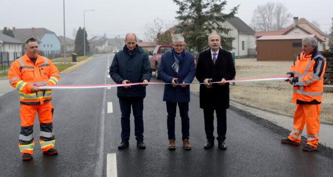 MFP útátadó Vámoszabadin és egy újabb bejelentés