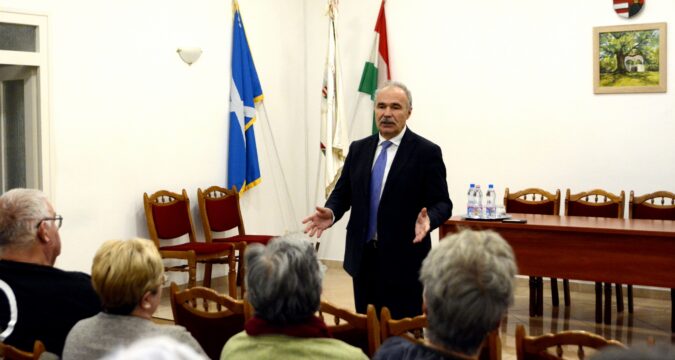 Lakossági fórum Ásványrárón